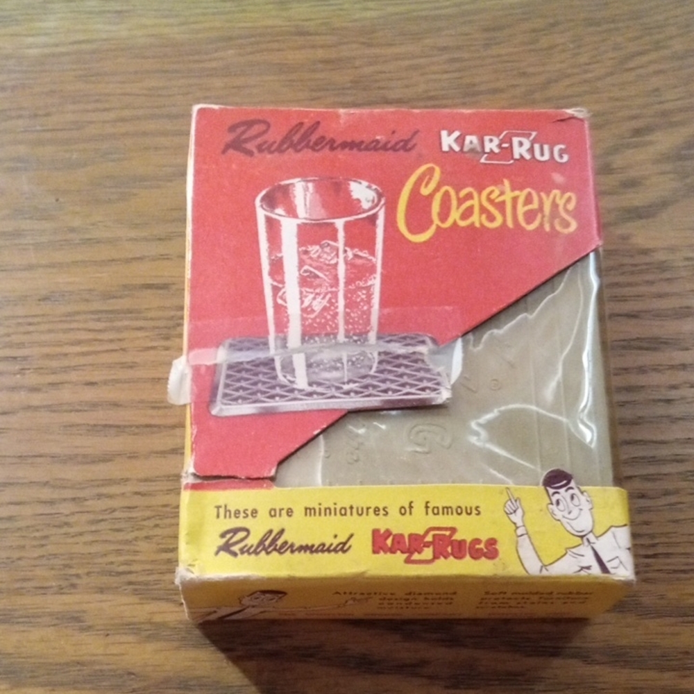 Rubbermaid Kar-Rug Coasters Set in Red and Tan